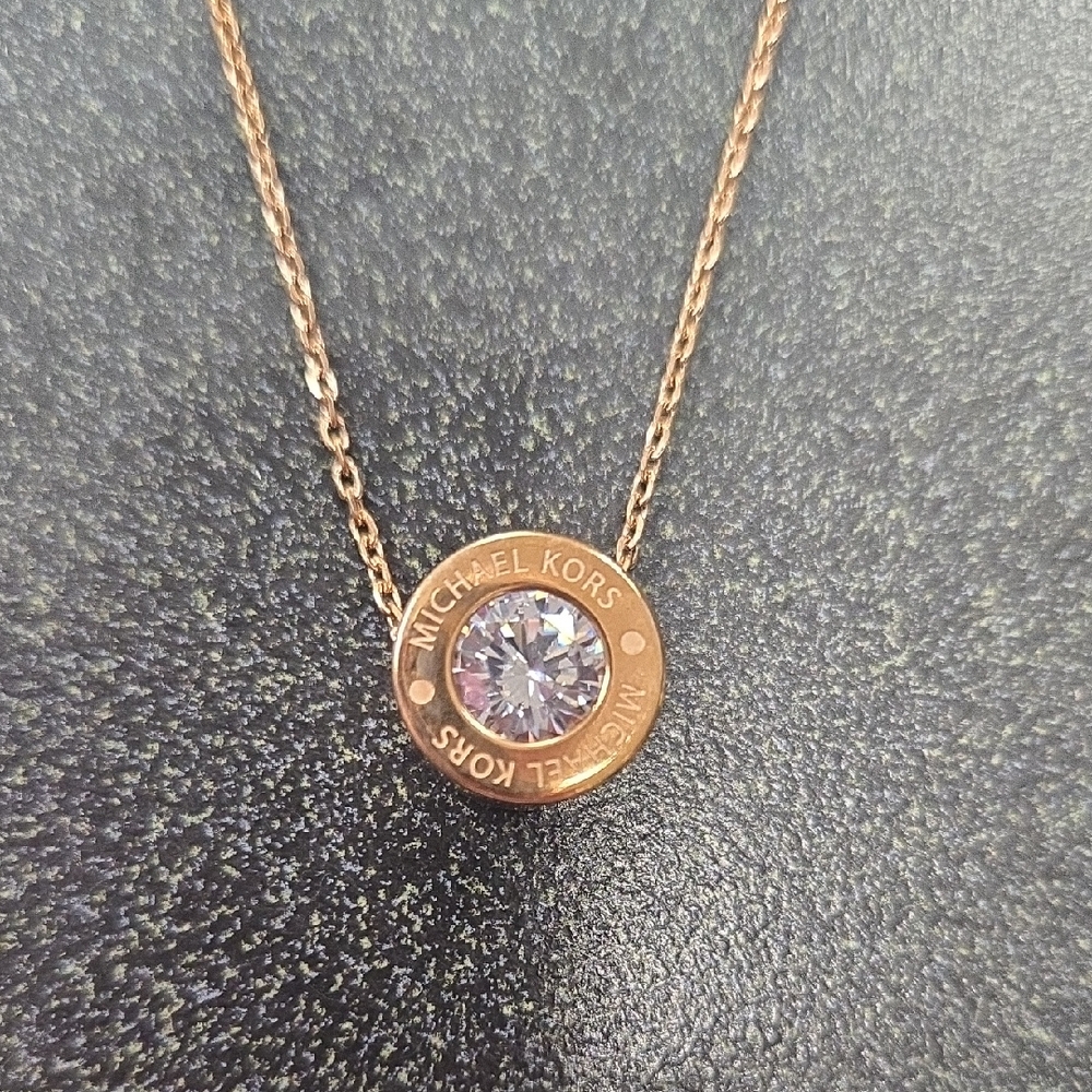 Michael Michael Kors Rose Gold-tone Crystal Pendant Necklace NWT ✨️